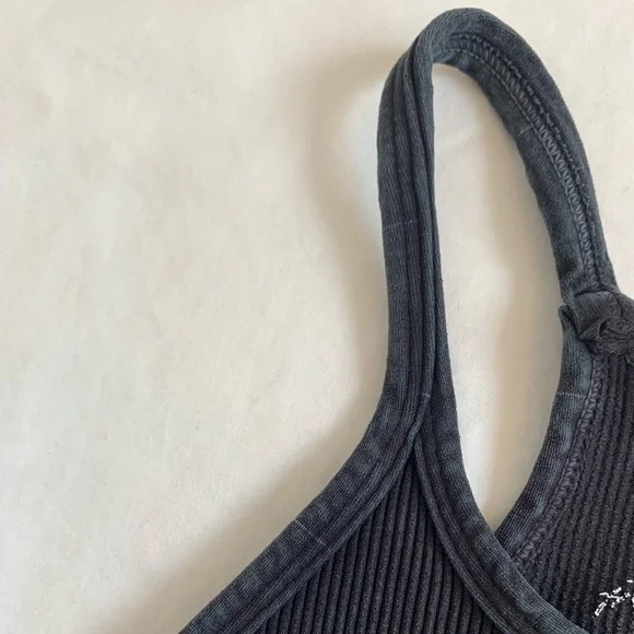 NEW Free People Movement Happiness Runs Long Crop Tank - Picture 7 of 12